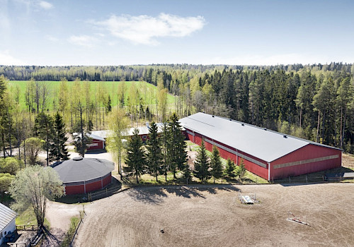 Ilmakuva tallialueesta